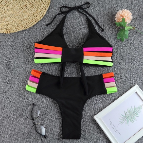 ✨SALE✨Black Bikini Set w/ Neon Side Straps - Picture 2 of 3